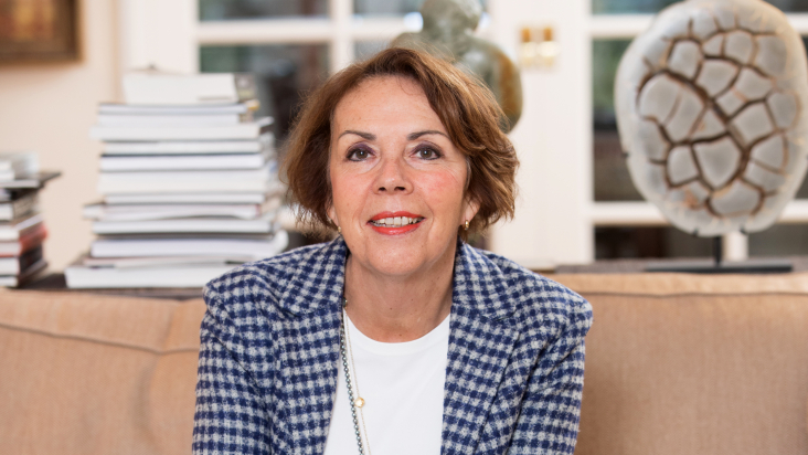 Angela Maas, jurylid van de Bakhuis-Woltersprijs 2022
