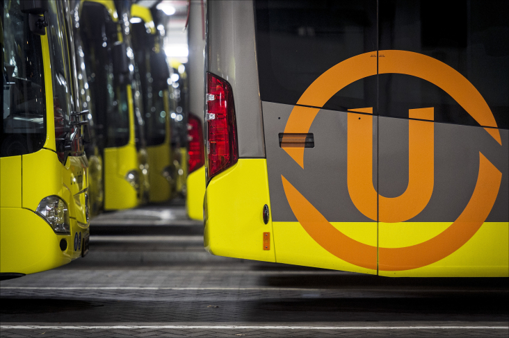 U-OV-logo op de bus